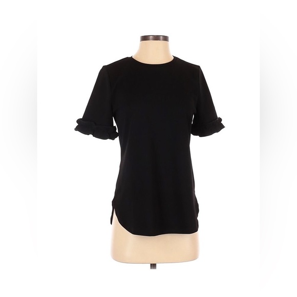 Ann Taylor black short sleeve ruffle sleeve detailing Large